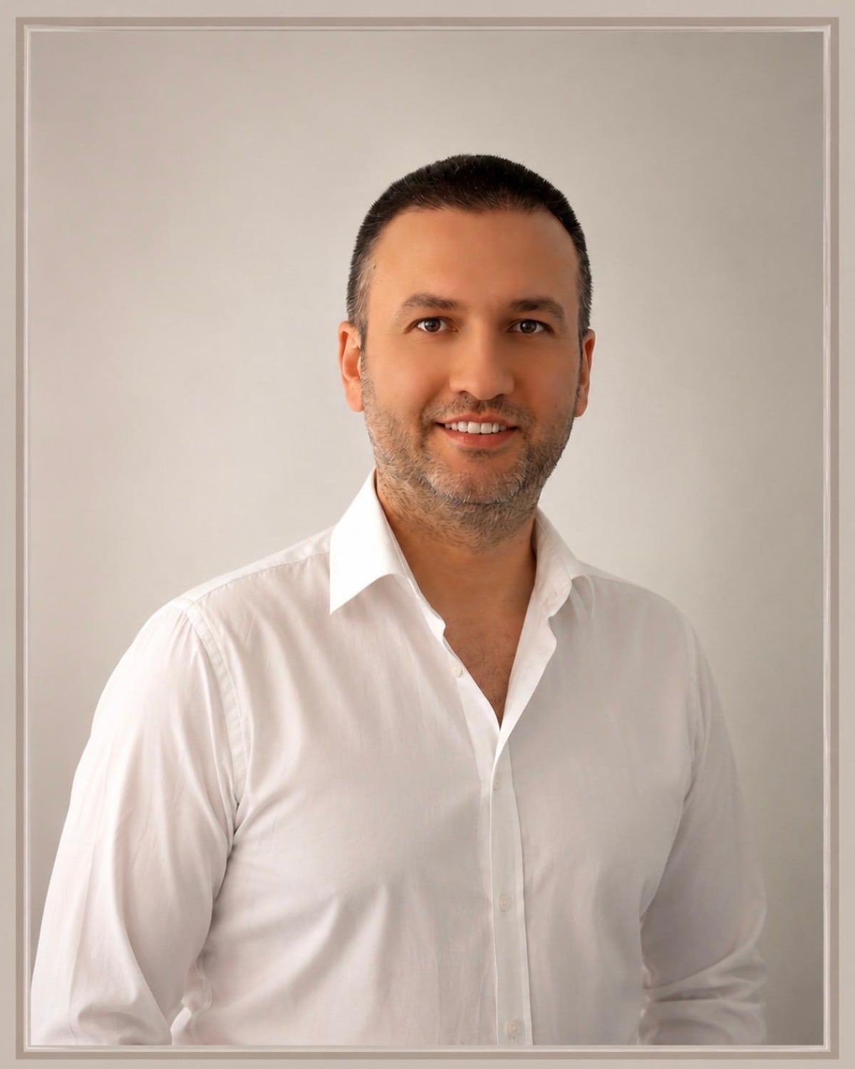 Svetlin Hristov, Facharzt für Augenheilkunde, Porträt